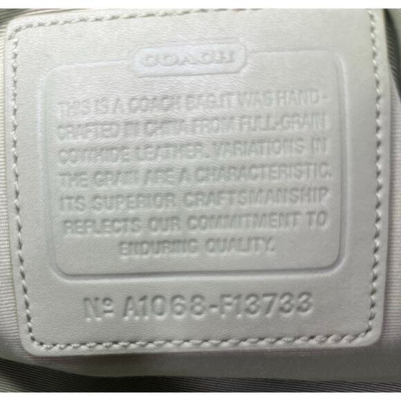 Coach F13733 Soho Pleated Leather Carryall Bag - Picture 15 of 16